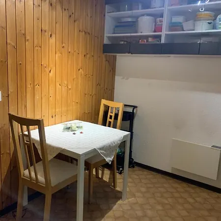 Zentrale Διαμέρισμα